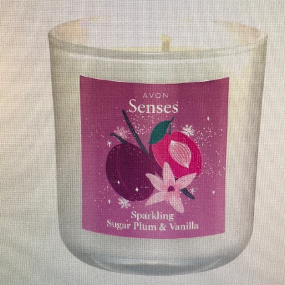 Avon Senses Sparkling Sugar Plum & Vanilla Candle.